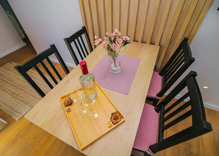 Narcis 17 - Novonamesteni Apartman Sa Prelepim Pogledom Na Tornik