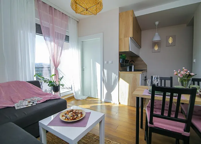 Narcis 17 - Novonamesteni Apartman Sa Prelepim Pogledom Na Tornik