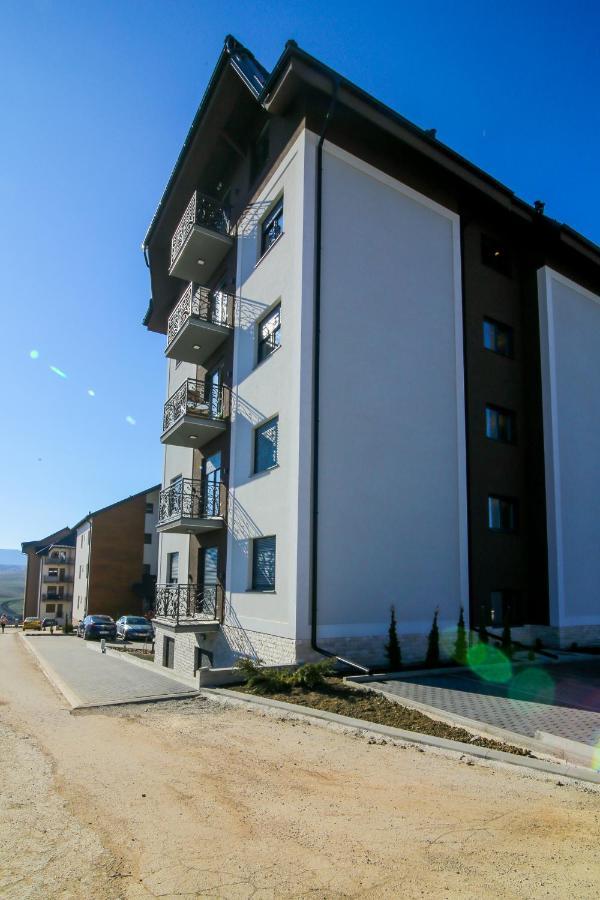Narcis 17 - Novonamesteni Sa Prelepim Pogledom Na Tornik Apartament
