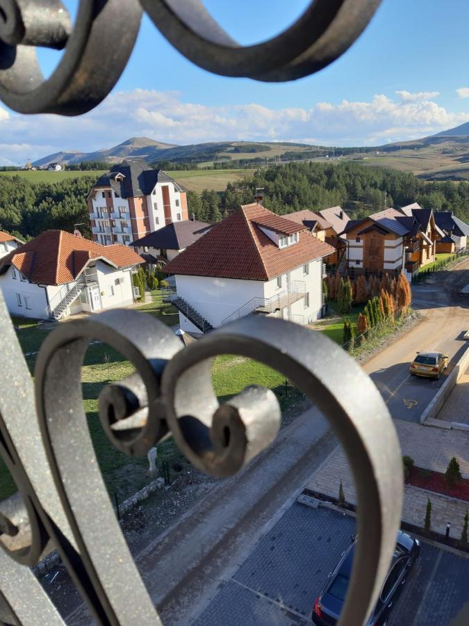 Apartament Narcis 17 - Novonamesteni Sa Prelepim Pogledom Na Tornik *