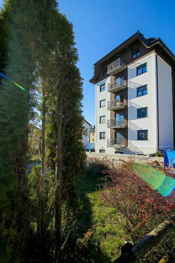 Narcis 17 - Novonamesteni Sa Prelepim Pogledom Na Tornik Apartament